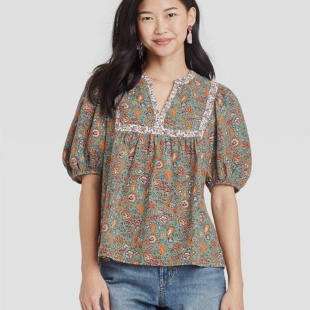 Universal Thread Green Floral Blouse